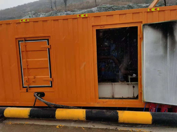 峄城出租发电机-船用柴油发电机的工作原理是怎么样的？