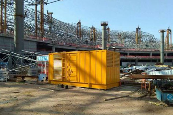 峄城发电机出租如何判断空气滤清器是否需要更换？